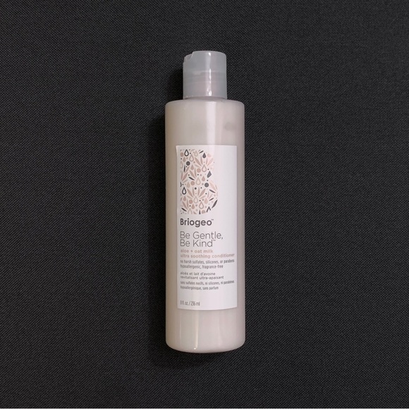 BRIOGEO Be Gentle, Be Kind Ultra Gentle Soothing Conditioner w/ Oat Milk & Aloe - Picture 1 of 3